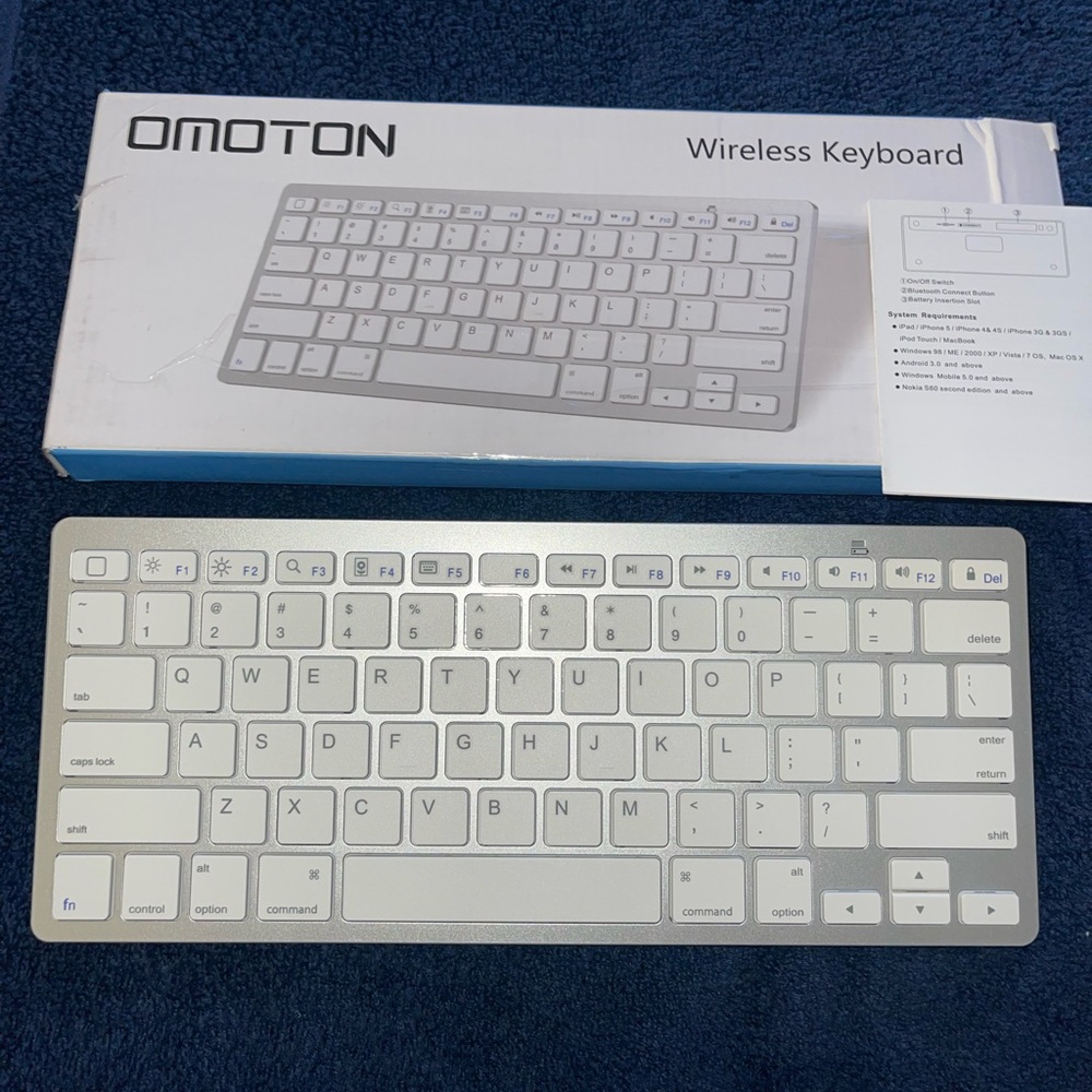 OMOTON KB066 Wireless Bluetooth Slim Keyboard Portable Plug & Play Silver White